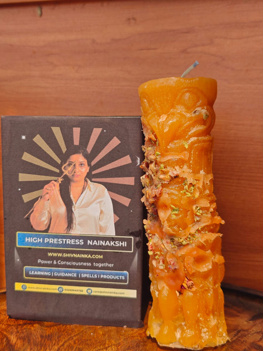 Totem ritual candle I handmade I Natural wax